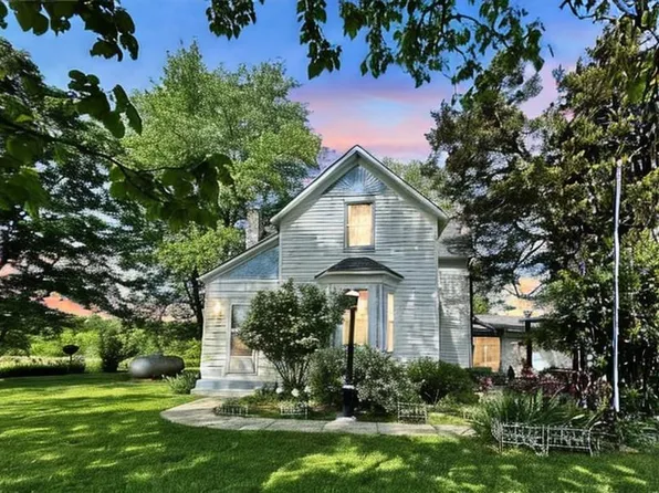 1366 Highway Ff, Bourbon, MO 65441