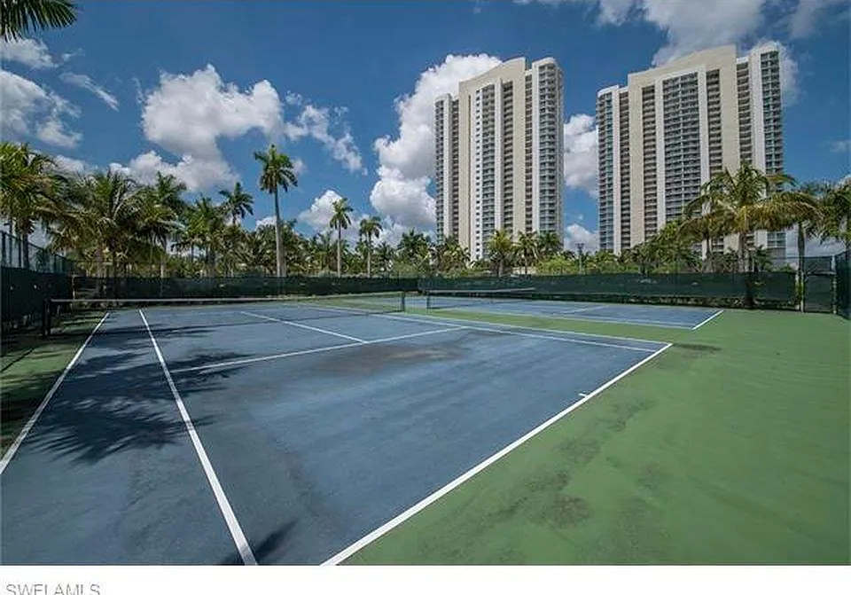 2 bed, 1180 sqft, $2,400 — Photo 4
