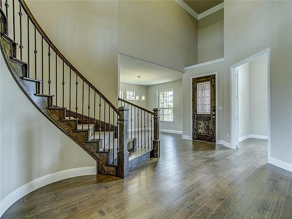 5th image of 2652 Barton Creek Blvd