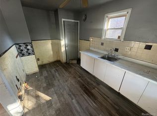 7666 Penrod St, Detroit, MI 48228