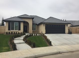 6209 Altamura Ln, Bakersfield, CA 93312