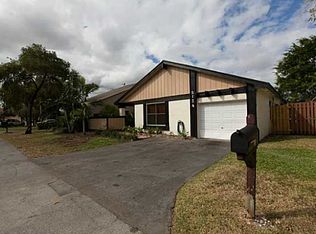 5124 SW 149th Pl, Miami, FL 33185