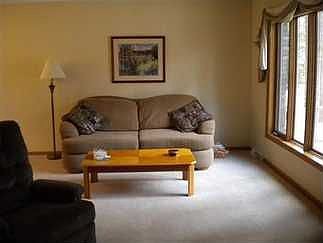 5th image of 301 Fernwood Dr