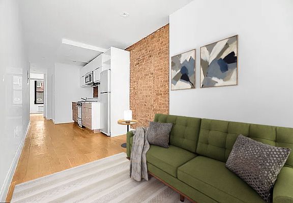 3rd image of 86 Clinton St #1