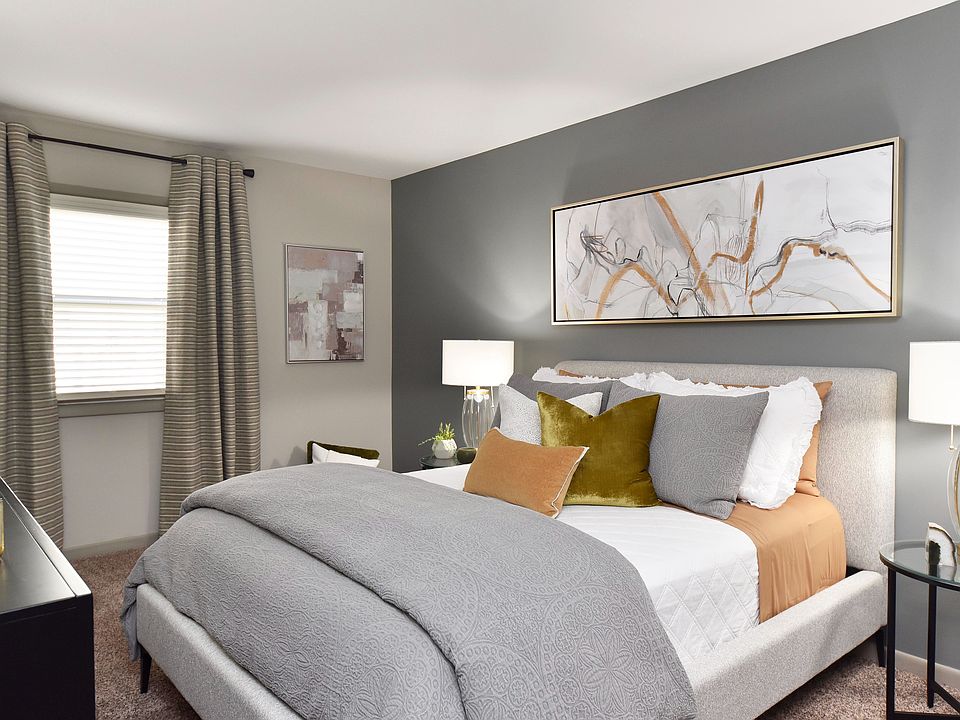 Experience serenity in this elegantly designed bedroom, where comfort meets style.