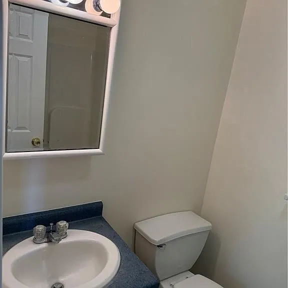 16 Brenden St — Photo 8