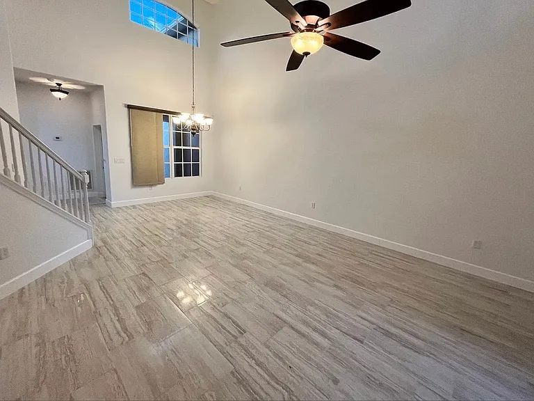 3641 Titanic Cir — Photo 12