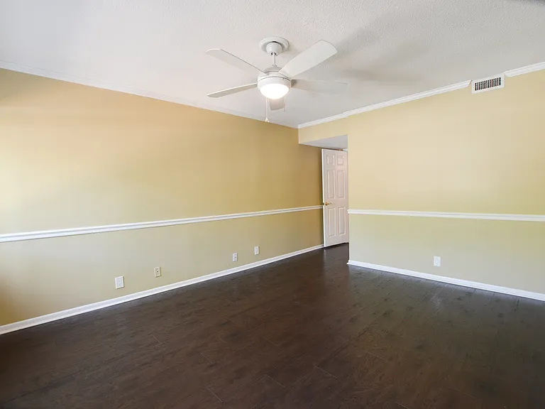 226 Crown Oaks Way — Photo 14