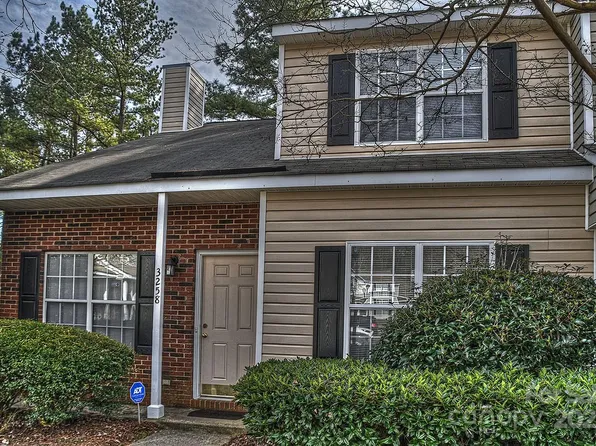 3258 Summercroft Ln, Charlotte, NC 28269