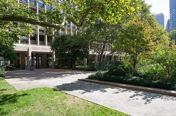 Rented by Keller Williams NYC | media 17