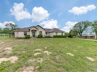 108 Pullman Rd, La Vernia, TX 78121