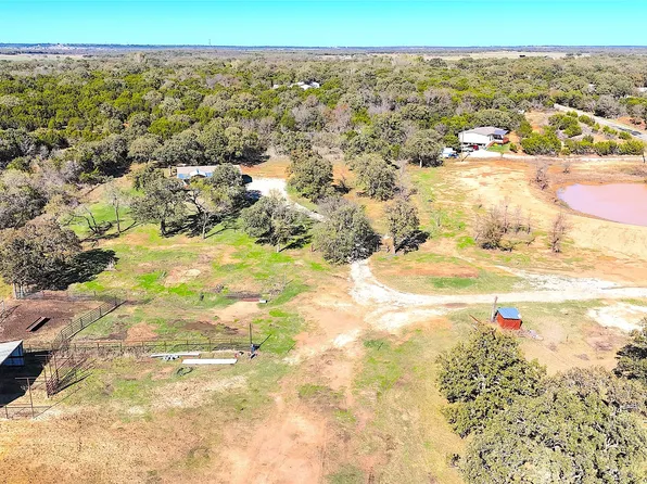 1401 Hayes Rd, Mineral Wells, TX 76067