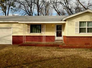 715 Tidal St, Burkburnett, TX 76354