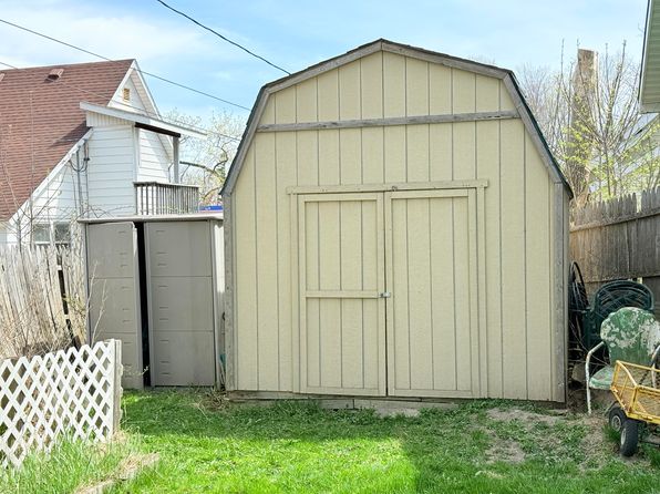 112 W Church Ave, Reed City, MI 49677