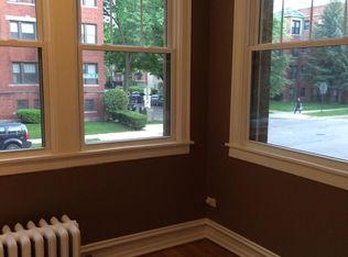 858 Washington Blvd APT 1E, Oak Park, IL 60302