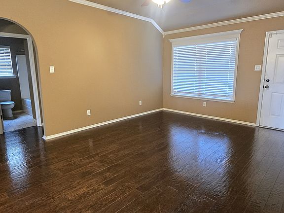 2nd image of 6000 Trammel Estates Dr