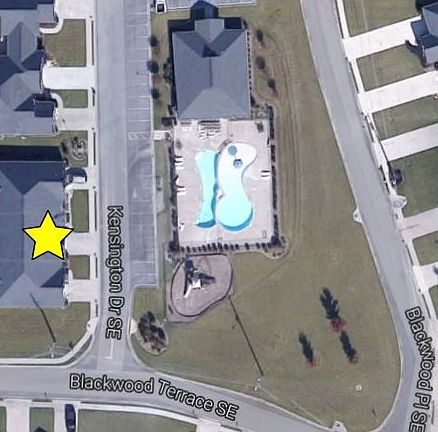 2nd image of 102 Kensington Dr SE