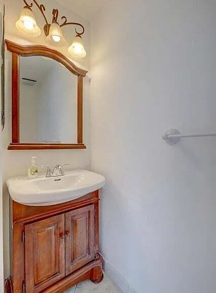 10758 Lake Jasmine Dr — Photo 23