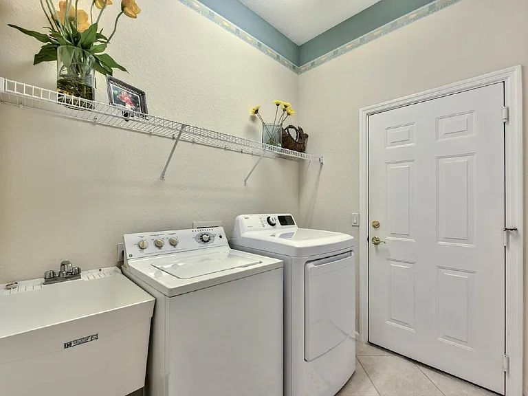 4529 Cardinal Cove Ln — Photo 15