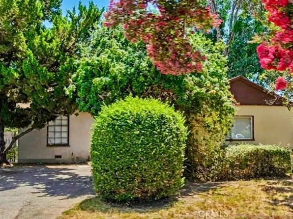16636 Gilmore St, Van Nuys, CA 91406