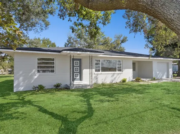 605 Florida Ave, Dundee, FL 33838