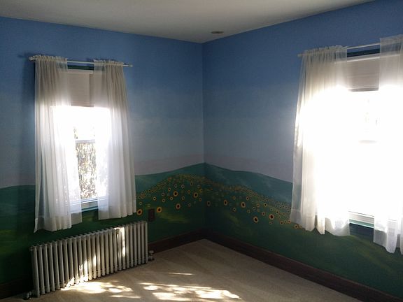 5th image of 305 Drury St