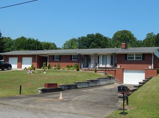 1117 Green Acres Dr, Raceland, KY 41169