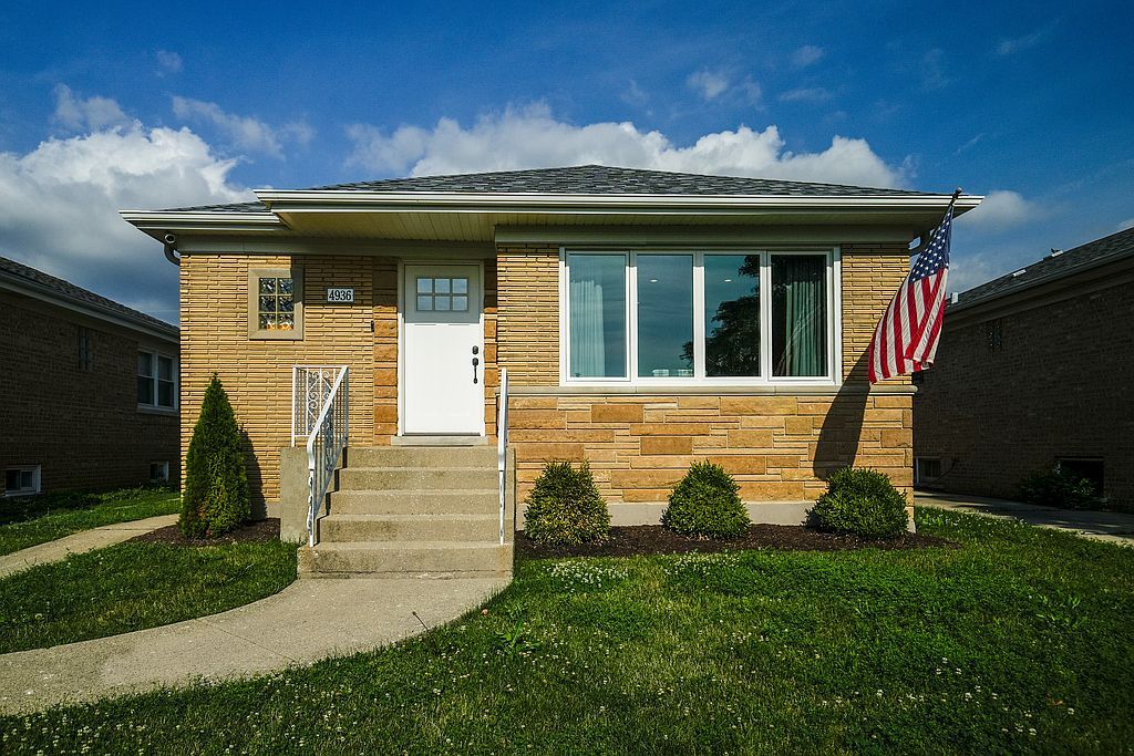 4936 N Oak Park Ave - Property Image
