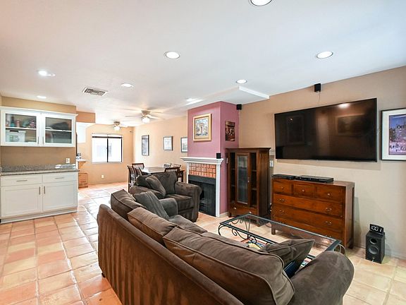 3rd image of 9144 Burnet Ave Unit 39