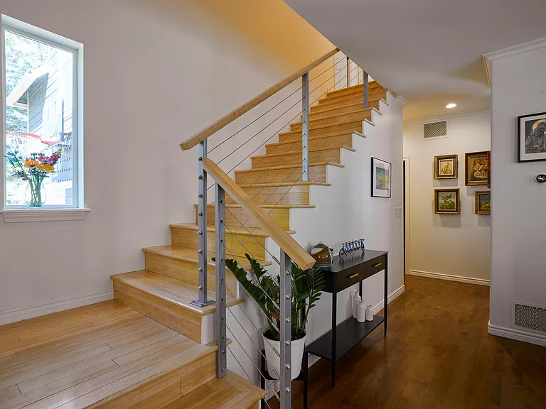 38 Ferguson Dr — Photo 11
