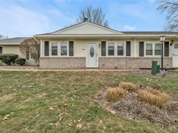 4012 Townhouse Ln, Uniontown, OH 44685