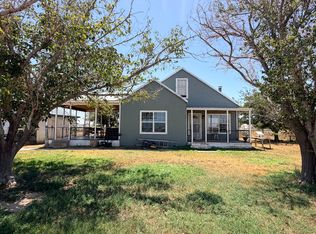 1903 Tower Dr, Carlsbad, NM 88220