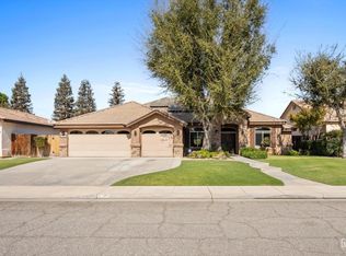 8816 Oak Hills Ave, Bakersfield, CA 93312