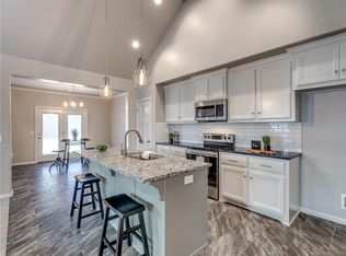 18700 Summer Grove Ave, Edmond, OK 73012