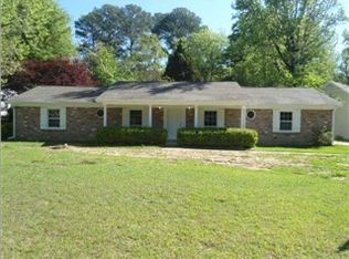 1166 Woodville Dr, Jackson, MS 39212