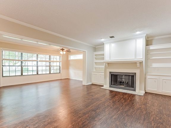 4th image of 1546 Lake Marion Dr