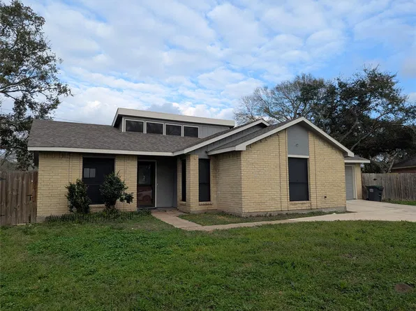 1601 Live Oak Hollow St, Pearland, TX 77581