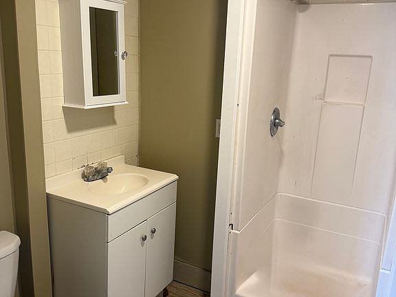 2nd image of 9 Mathewson St #D