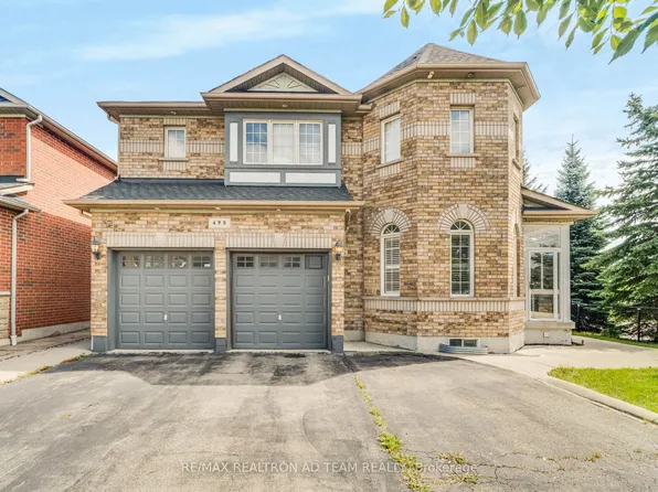 498 Tremblant Ct, Mississauga, ON L5W 1P4