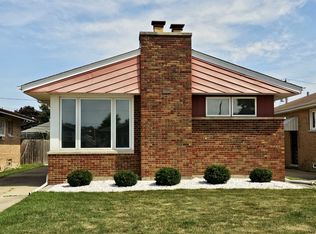 3132 W 101st Pl, Evergreen Park, IL 60805