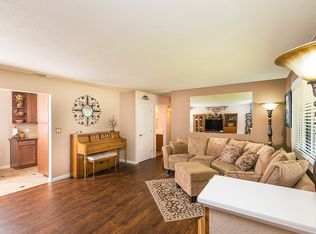 8805 Lake Nimbus Dr, Fair Oaks, CA 95628