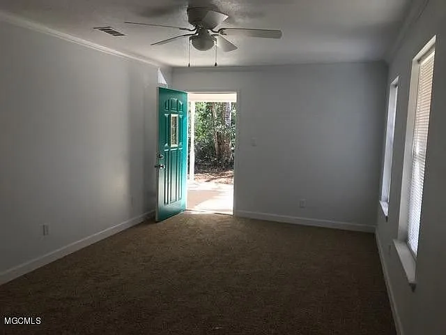 Charming Coastal Retreat in Ocean Springs, 2-bedroom 2-Bath home — Photo 4