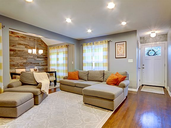 4th image of 595 Parkside Dr