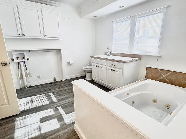 807 W Ragan St — Photo 16