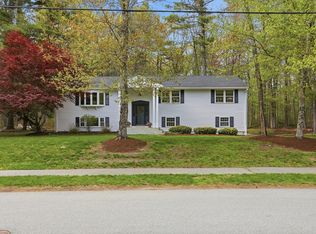 15 Harvard Dr, Bedford, MA 01730