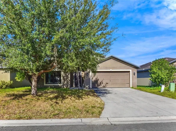 278 Shadow Lakes Dr, Lehigh Acres, FL 33974