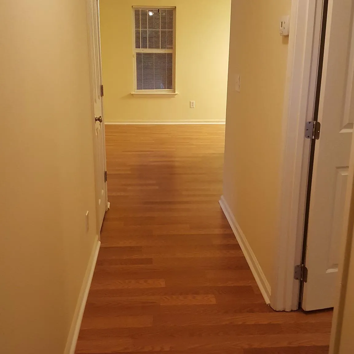 4 bed, 1380 sqft, $1,700 — Photo 2