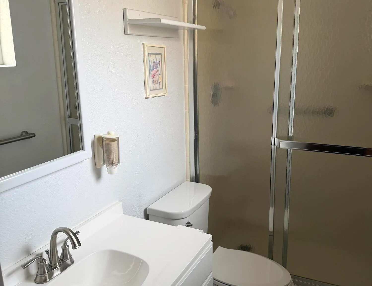 4 bed, 2.0 bath, 1300 sqft, $2,150 — Photo 4