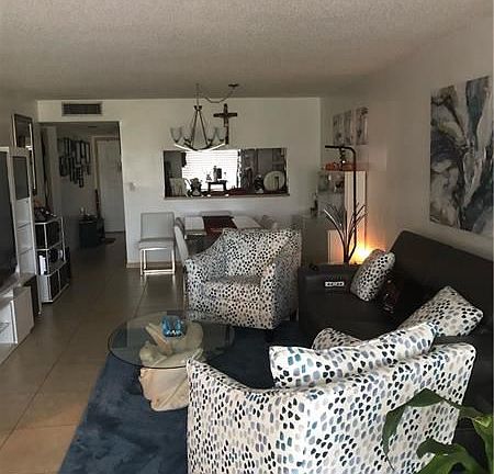 4th image of 9467 N Belfort Cir
