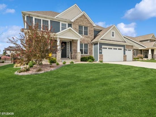 9840 Tall Grass Trl, Saint John, IN 46373